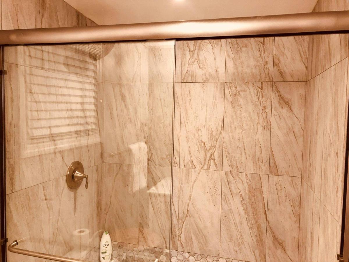 Elegant Marble Suite #6 Νασάου Εξωτερικό φωτογραφία